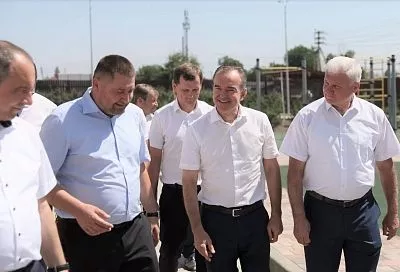Губернатор Кубани Вениамин Кондратьев посетил одно из крупнейших крестьянско-фермерских хозяйств в Тимашевском районе