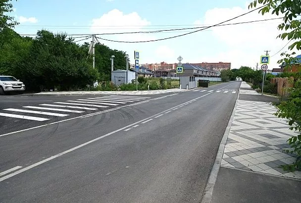 Центральную улицу Новознаменского жилого района отремонтировали в Краснодаре 