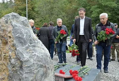 В Сочи открыли сквер в честь участников СВО