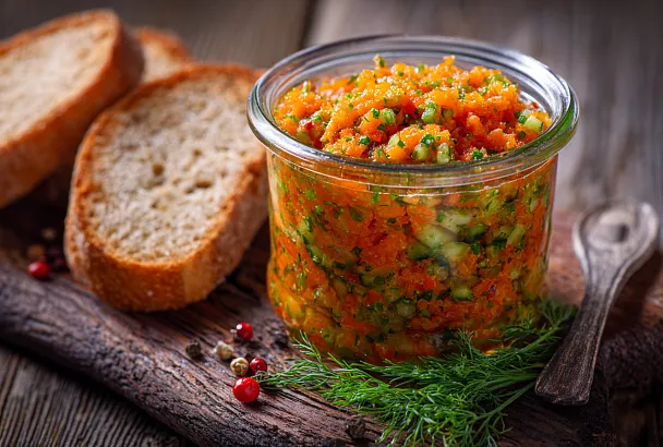 Икра из огурцов-гигантов: вкусная закуска на зиму