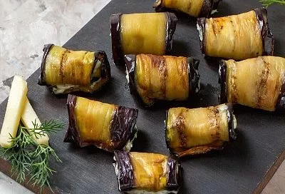 Рулетики из баклажанов от Юлии Высоцкой: изящно и полезно за 30 минут