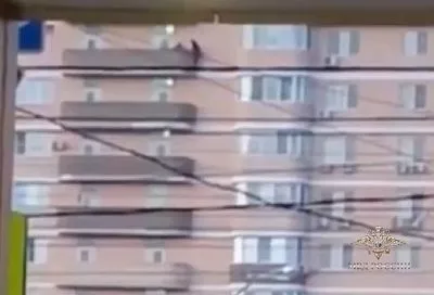 С альпинистским снаряжением и на электросамокатах: серийные квартирные воры задержаны в Краснодаре