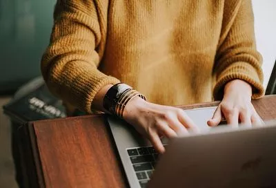 В преддверии выборов в России усилят контроль за фейками