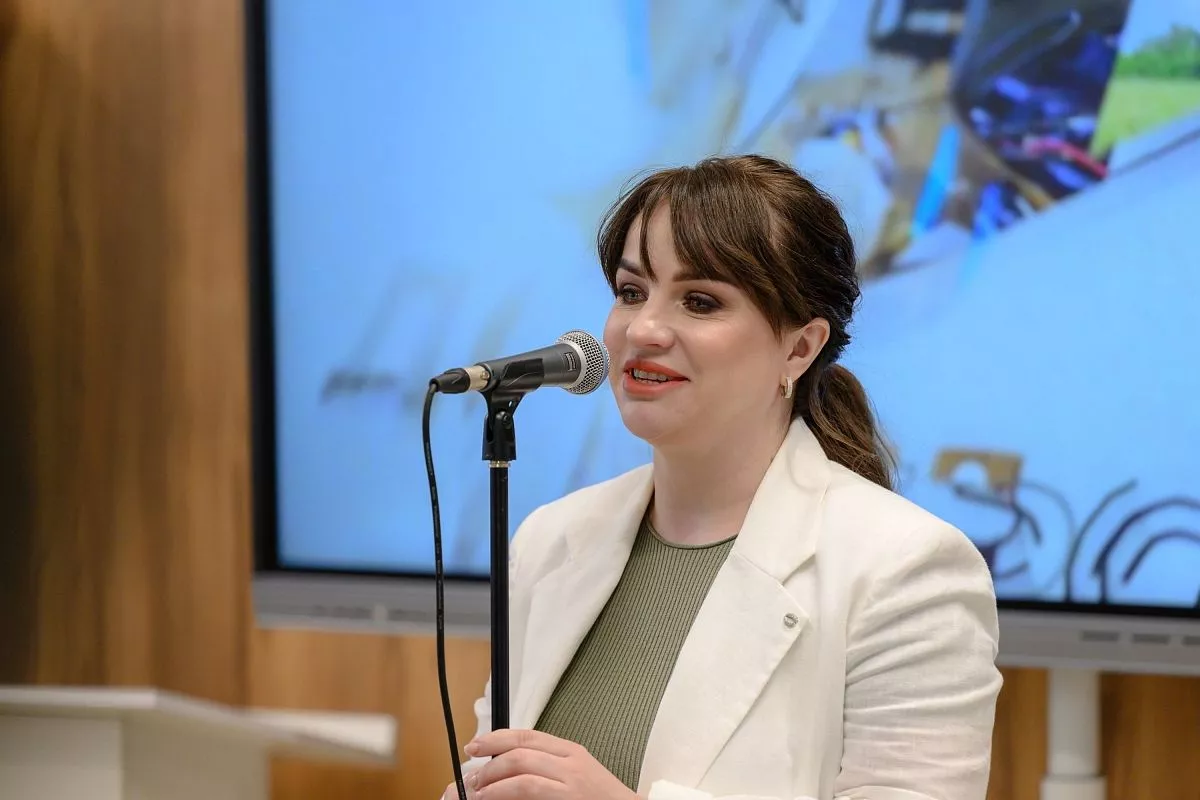 Анна Потынга, руководитель фонда «Добро и дело», уверена, что школа станет центром притяжения талантливых и целеустремленных детей. Анна Потынга, руководитель фонда «Добро и дело», уверена, что школа станет центром притяжения талантливых и целеустремленных детей.