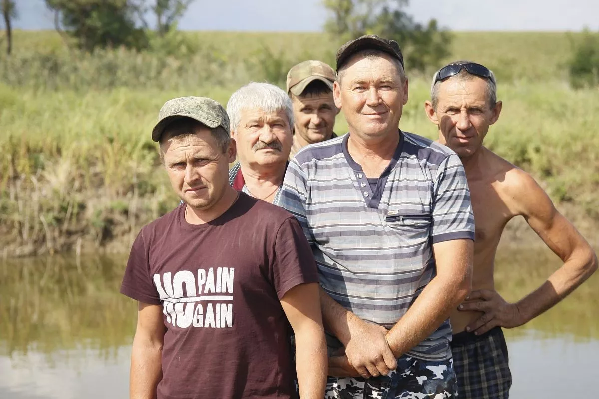 Бригада рыбоводов крестьянско-фермерского хозяйства Бригада рыбоводов крестьянско-фермерского хозяйства