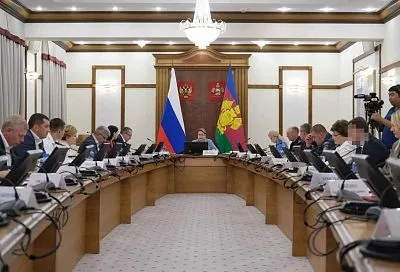 Заседание краевой комиссии по делам несовершеннолетних прошло в Краснодаре
