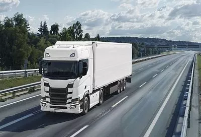 На дорогах России к 2028 году будут курсировать свыше 300 беспилотных грузовиков