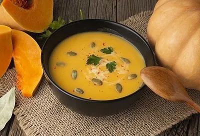 Безупречный тыквенный суп-пюре: согревающее осеннее блюдо за полчаса