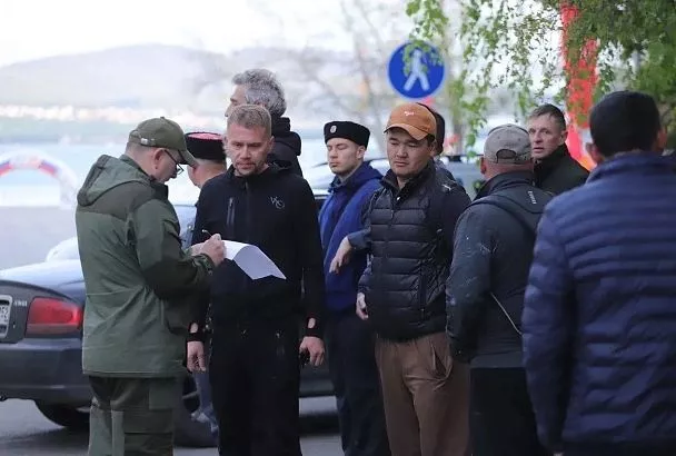 Из Геленджика в Туапсе отправилась делегация для оказания помощи в ликвидации ЧП