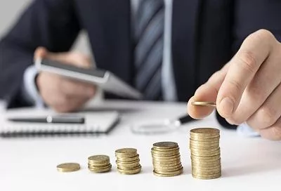 Совкомбанк планирует присоединить один из старейших банков России