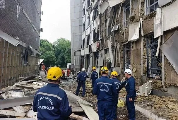 Ущерб после ночной атаки БПЛА установят в Краснодаре