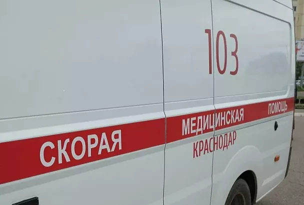 Женщина и трое детей госпитализированы после пожара в многоэтажке в Сочи