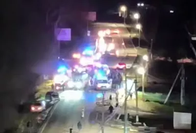 Иномарка влетела в людей на автобусной остановке в Горячем Ключе: один человек погиб