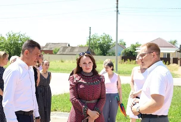 Депутат Госдумы Светлана Бессараб проинспектировала проекты благоустройства в Красноармейском районе