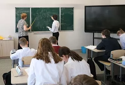 80% опрошенных краснодарце поддерживают запрет на использование мобильных телефонов на уроках 