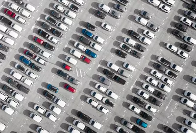 В Сочи местные жители с 16 марта смогут парковаться в 10 раз дешевле