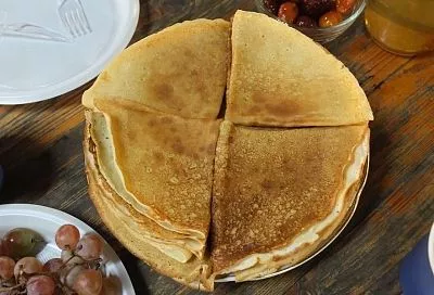 Масленица с оригинальным вкусом: не говори «халва», а ешь ее с блинами