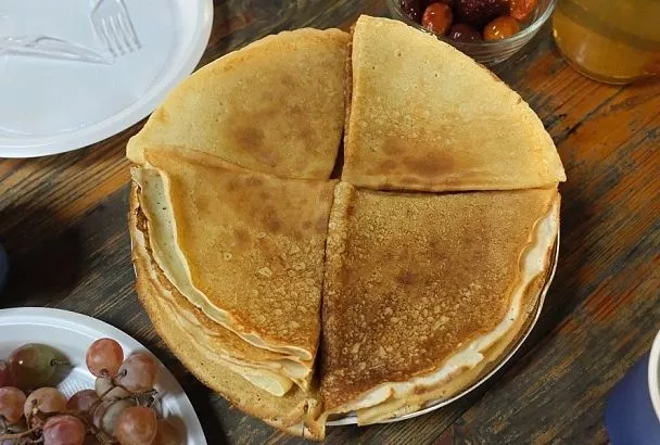 Масленица с оригинальным вкусом: не говори «халва», а ешь ее с блинами