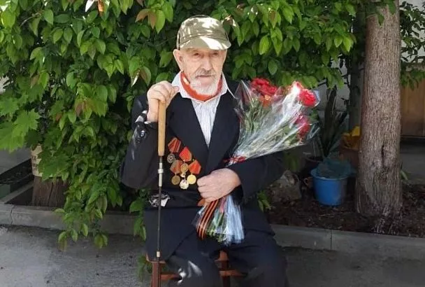 Губернатор Кубани Вениамин Кондратьев поздравил ветерана из Краснодара с вековым юбилеем