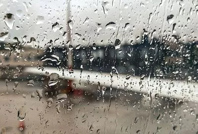 Пять самолетов ушли на запасные аэродромы: как работает аэропорт Сочи в условиях непогоды