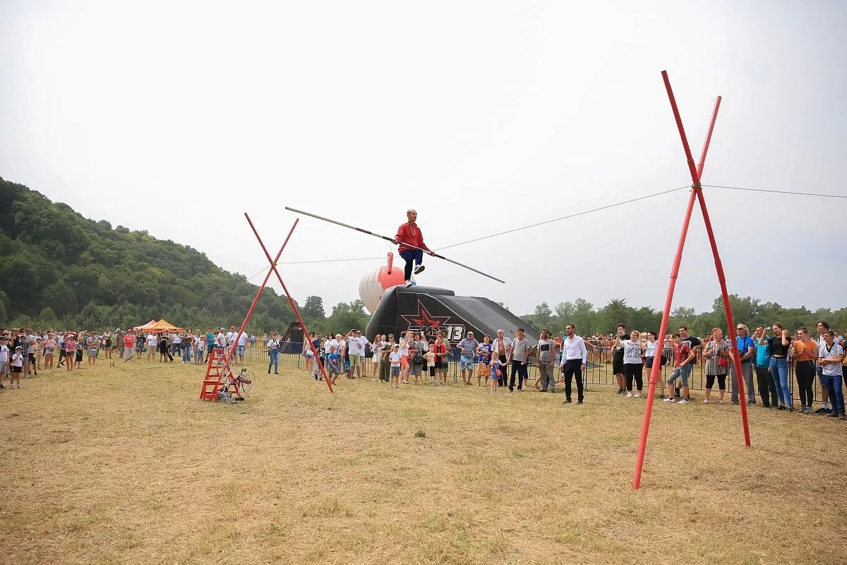 Экотур привлек внимание и продемонстрировал богатый потенциал территории для дальнейшего развития туризма. Экотур привлек внимание и продемонстрировал богатый потенциал территории для дальнейшего развития туризма.