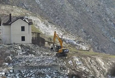 Приставы добились сноса 13 самостроев в Анапе