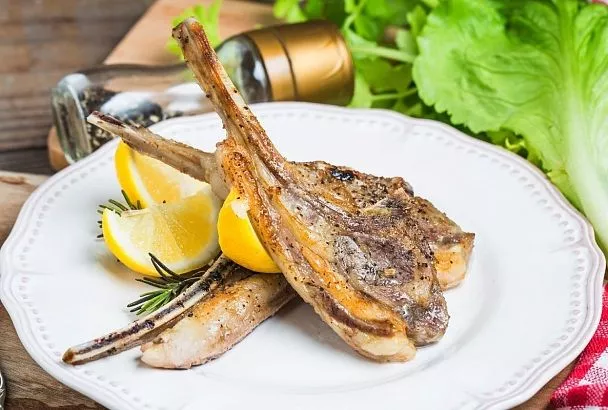 Пальчики оближете: вот что надо делать с бараниной, чтобы она перестала неприятно пахнуть