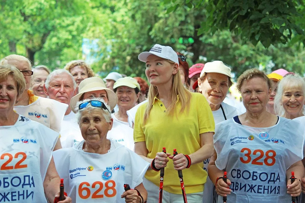 С краснодарскими любителями скандинавской ходьбы. С краснодарскими любителями скандинавской ходьбы.