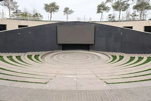 Матч «Краснодара» с «Ахматом» покажут в амфитеатре парка Галицкого