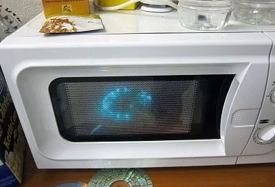 Лишним не будет: вот почему еду лучше есть теплой или хотя бы комнатной температуры