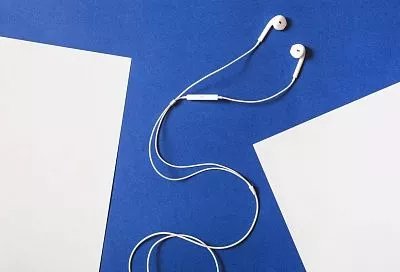 Недорогие и малоизвестные бренды занимают более трети российского рынка наушников