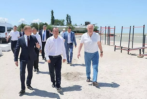 Губернатор Краснодарского края Вениамин Кондратьев проинспектировал пляжи Ейской Косы