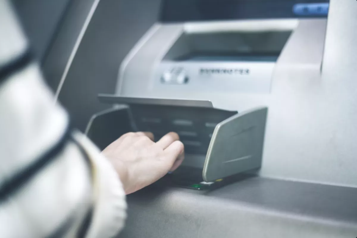 Госдума запретила платёжным агентам проводить упрощённую идентификацию клиентов