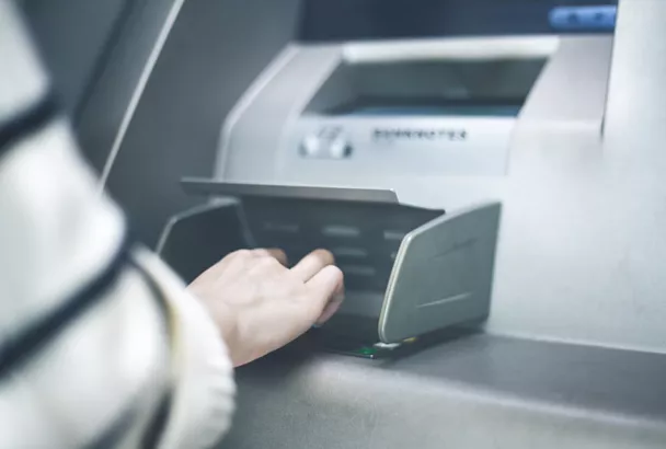 Госдума запретила платёжным агентам проводить упрощённую идентификацию клиентов