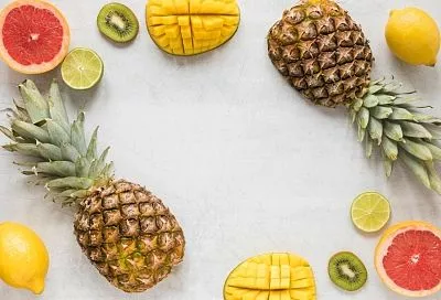 Врач не стал скрывать, способны ли ананас и грейпфрут сжигать жир