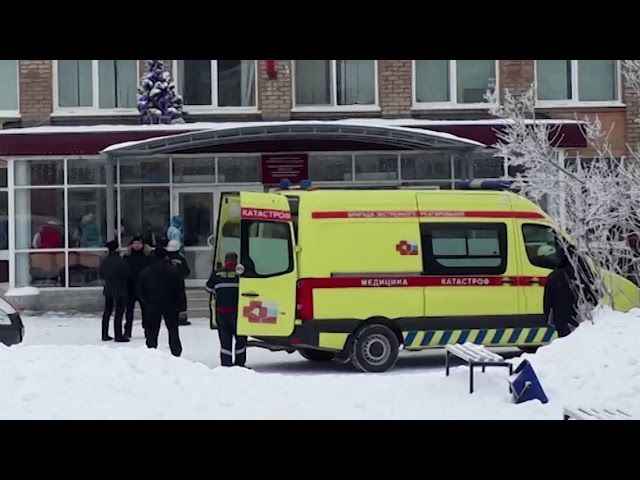 В результате резни в школе в Перми ножевые ранения получили 15 человек