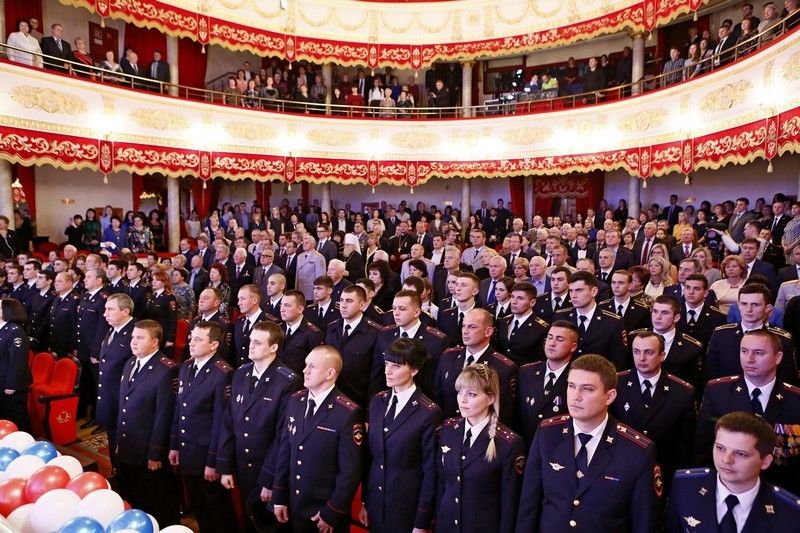 Вениамин Кондратьев поздравил полицейских Кубани с профессиональным праздником