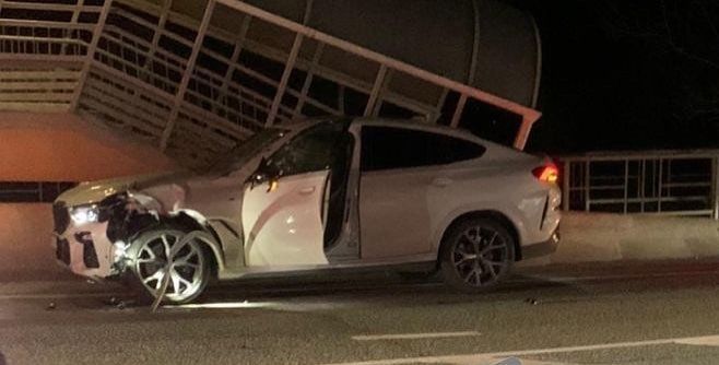На трассе Джубга-Сочи водитель на BMW X6 сбил насмерть мужчину и женщину