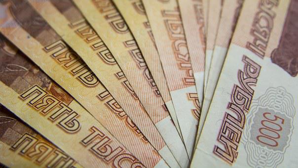 На закупку госсимволов для российских школ выделят почти 1 млрд рублей