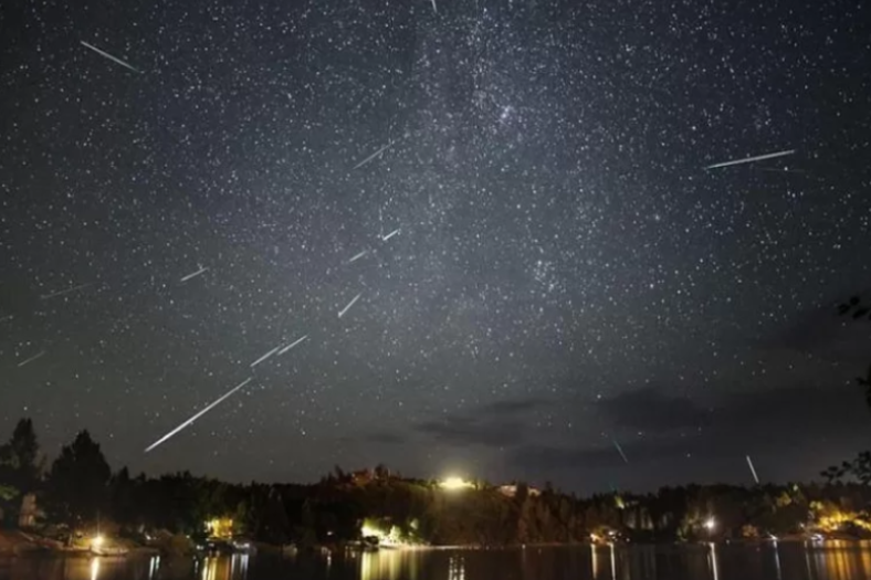 Новогодний звездопад: пик метеорного потока Квадрантиды смогут увидеть кубанцы в ночь на 4 января