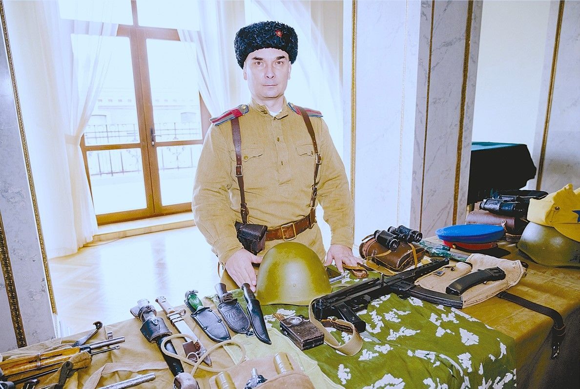 Экспозиция боевого обмундирования в Театре Защитника Отечества. Экспозиция боевого обмундирования в Театре Защитника Отечества.