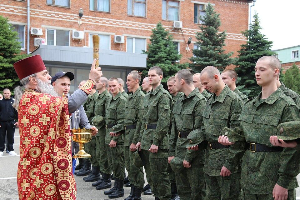 ККВ располагает возможностью комплектовать регулярные боевые подразделения и части из числа казаков.