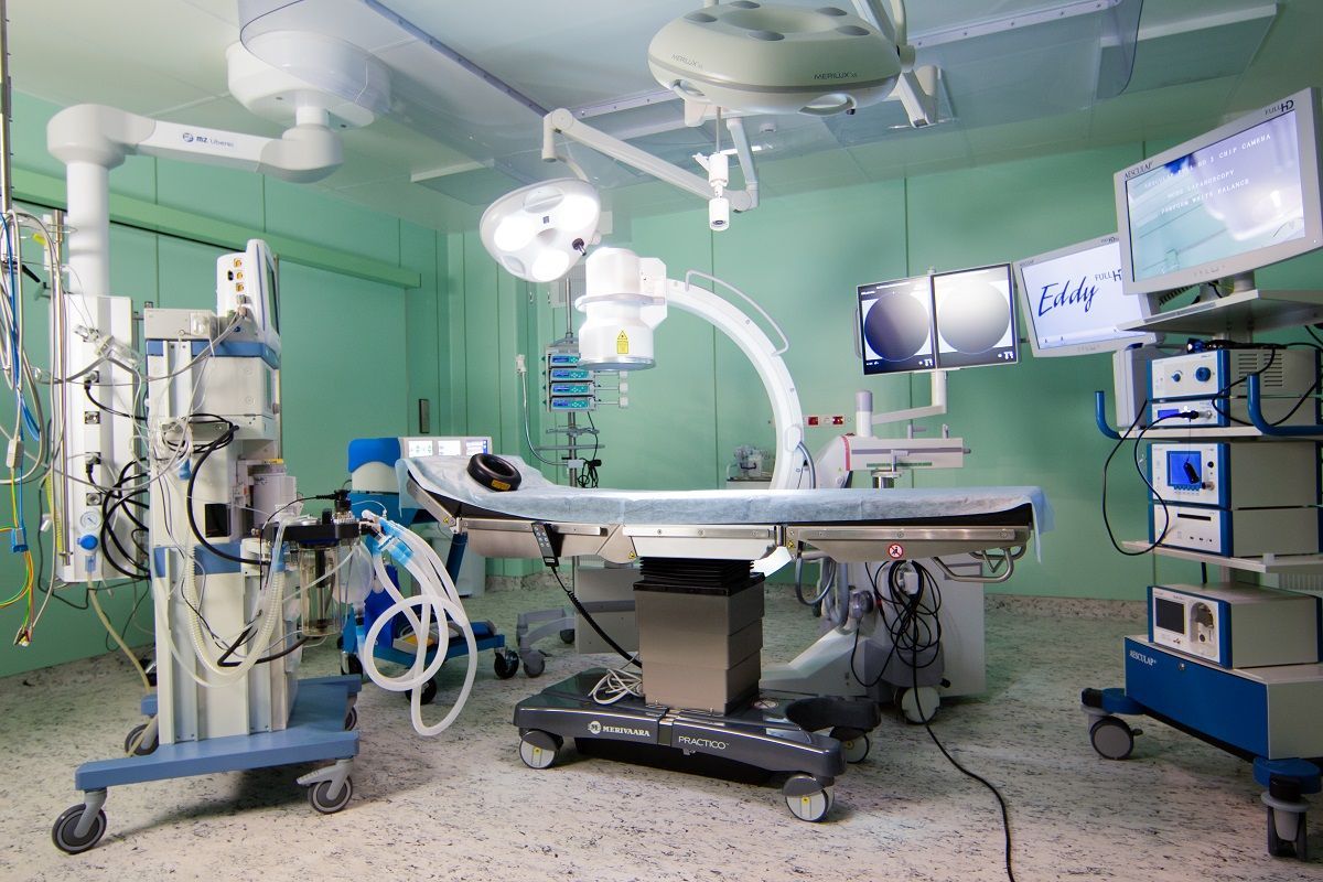 Операционная в клинике на Яцкова.