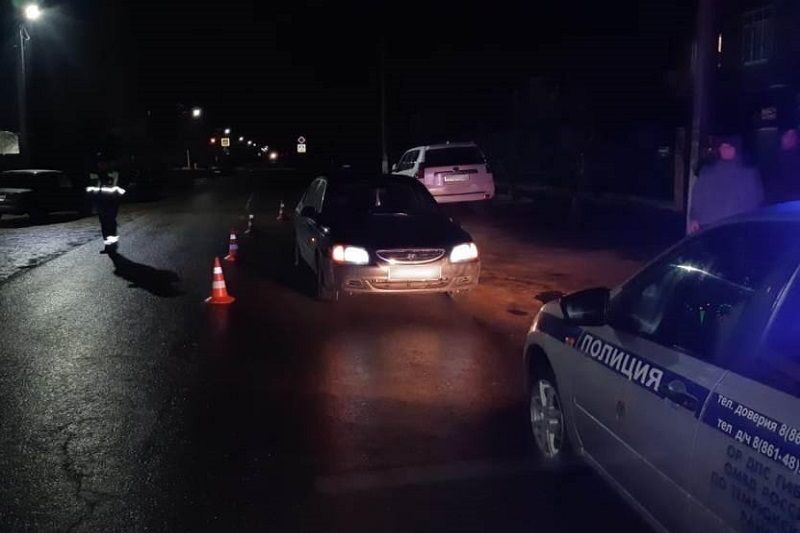Неудачно перебежал дорогу: в Краснодарском крае иномарка сбила мужчину