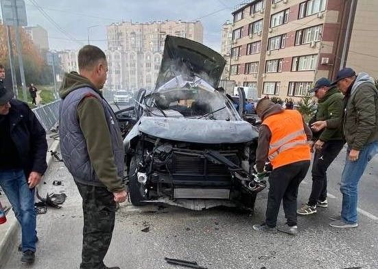 Военнослужащий погиб в Севастополе при взрыве автомобиля 