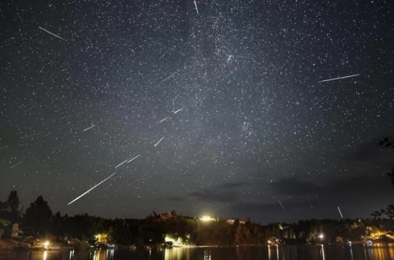 Звездопад декабря: пик метеорного потока Геминиды смогут увидеть кубанцы при одном условии