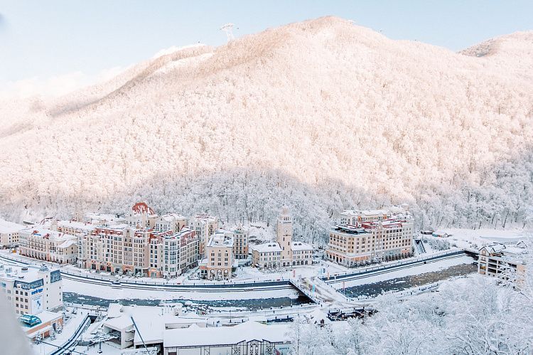 Сочинский горнолыжный курорт в девятый раз признан лучшим в России