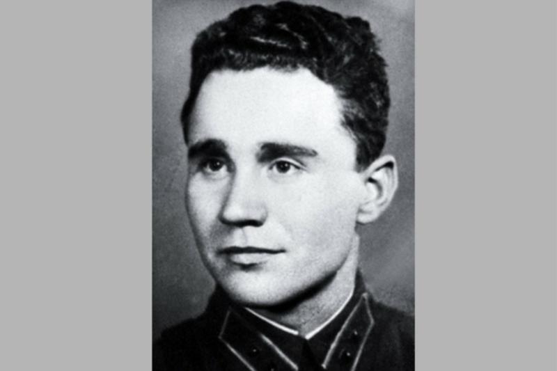 Герой Советского Союза лейтенант Иван Кудря.