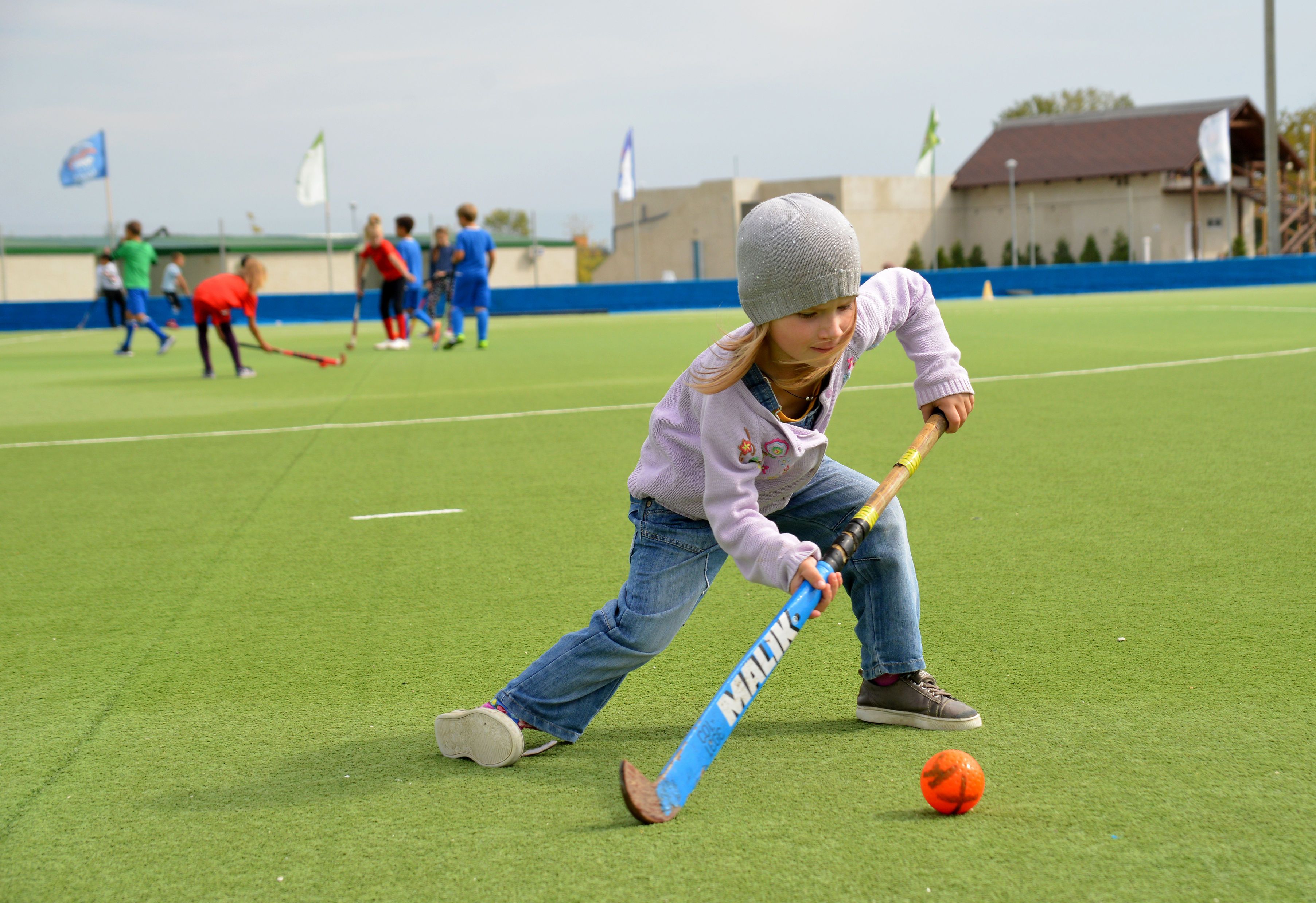 В Крымске прошел краевой чемпионат по хоккею на траве среди детей
