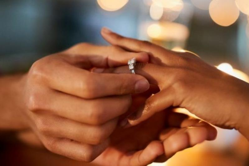 Каким должно быть кольцо для предложения руки и сердца